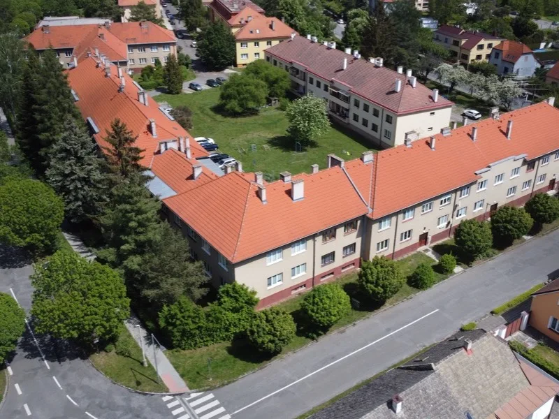 Letecký záběr nemovitosti z dronu