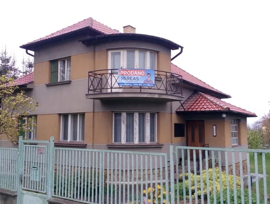 Prodaná nemovitost se štítkem Prodáno Mireas